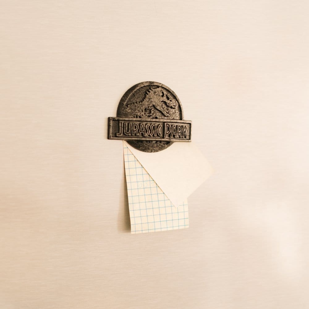Jurassic Park Magneet met Flesopener 8 cm