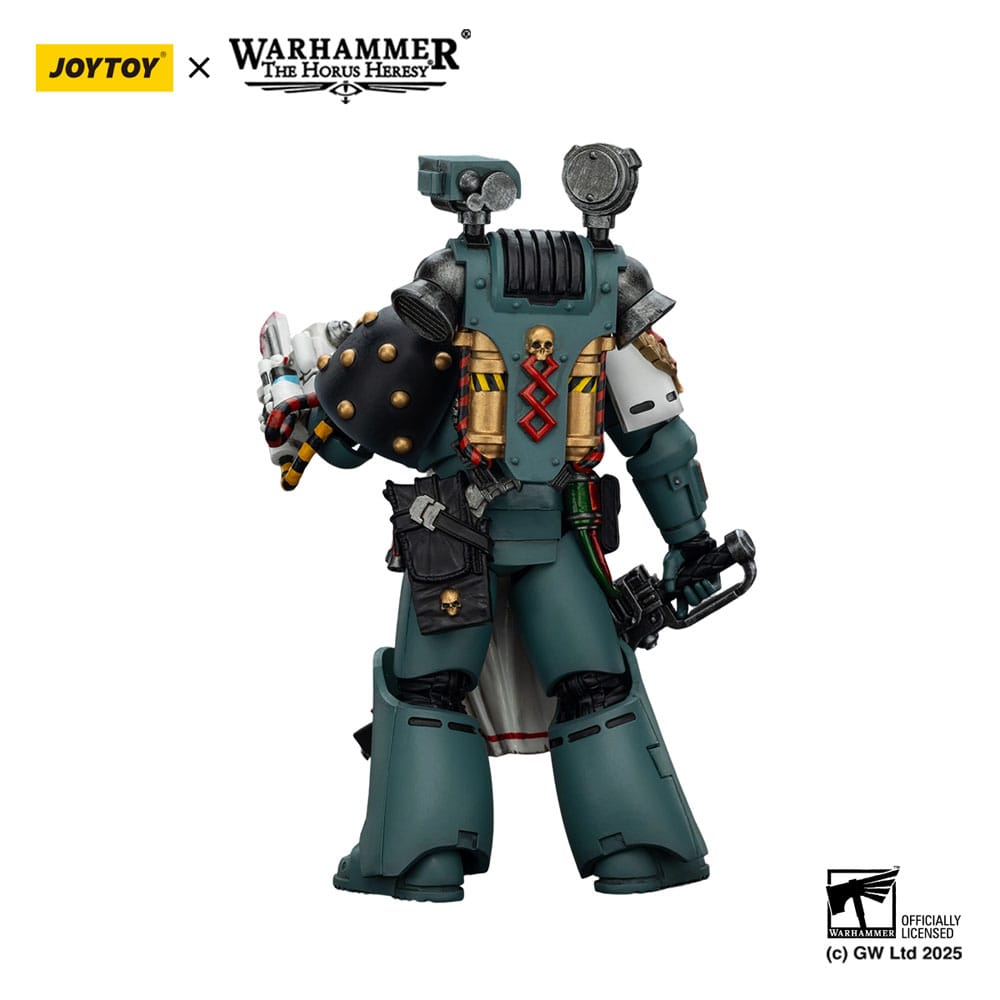 Warhammer 40.000: Sons of Horus Actiefiguur Legion Apotheker 12 cm