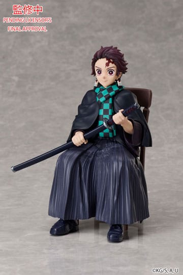 Demon Slayer: Kimetsu no Yaiba Beeld Tanjiro Kamado 15 cm
