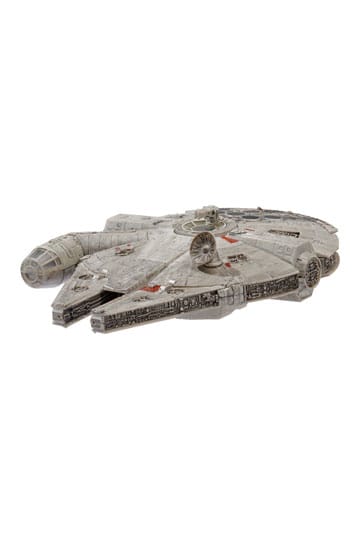 Star Wars is voorzien van voertuig met figuur Millennium Falcon 23 cm