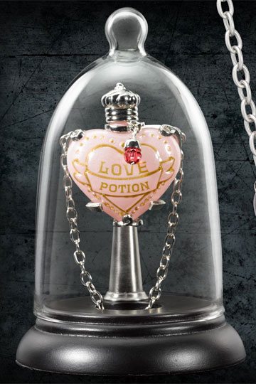 Harry Potter Love Potion hanger en display