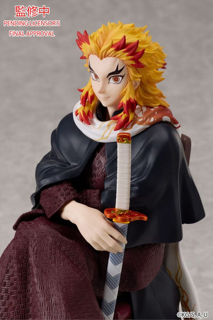 Demon Slayer: Kimetsu no Yaiba Beeld Kyojuro Rengoku 16 cm