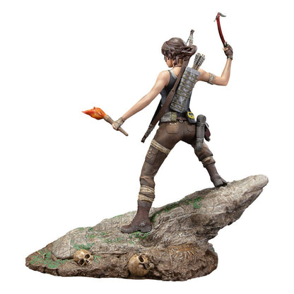 Tomb Raider PVC standbeeld Lara Croft Survivor Era 33 cm