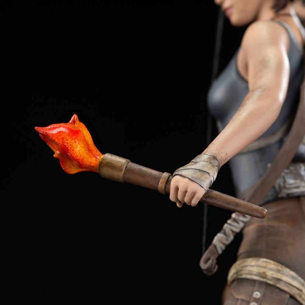 Tomb Raider PVC standbeeld Lara Croft Survivor Era 33 cm