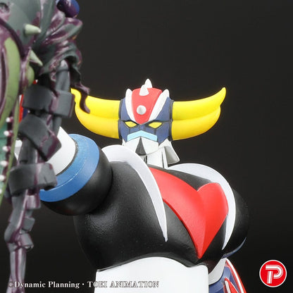 Grendizer Scèneselectie 01 PVC-beeld Grendizer een kreet van overwinning 14 cm