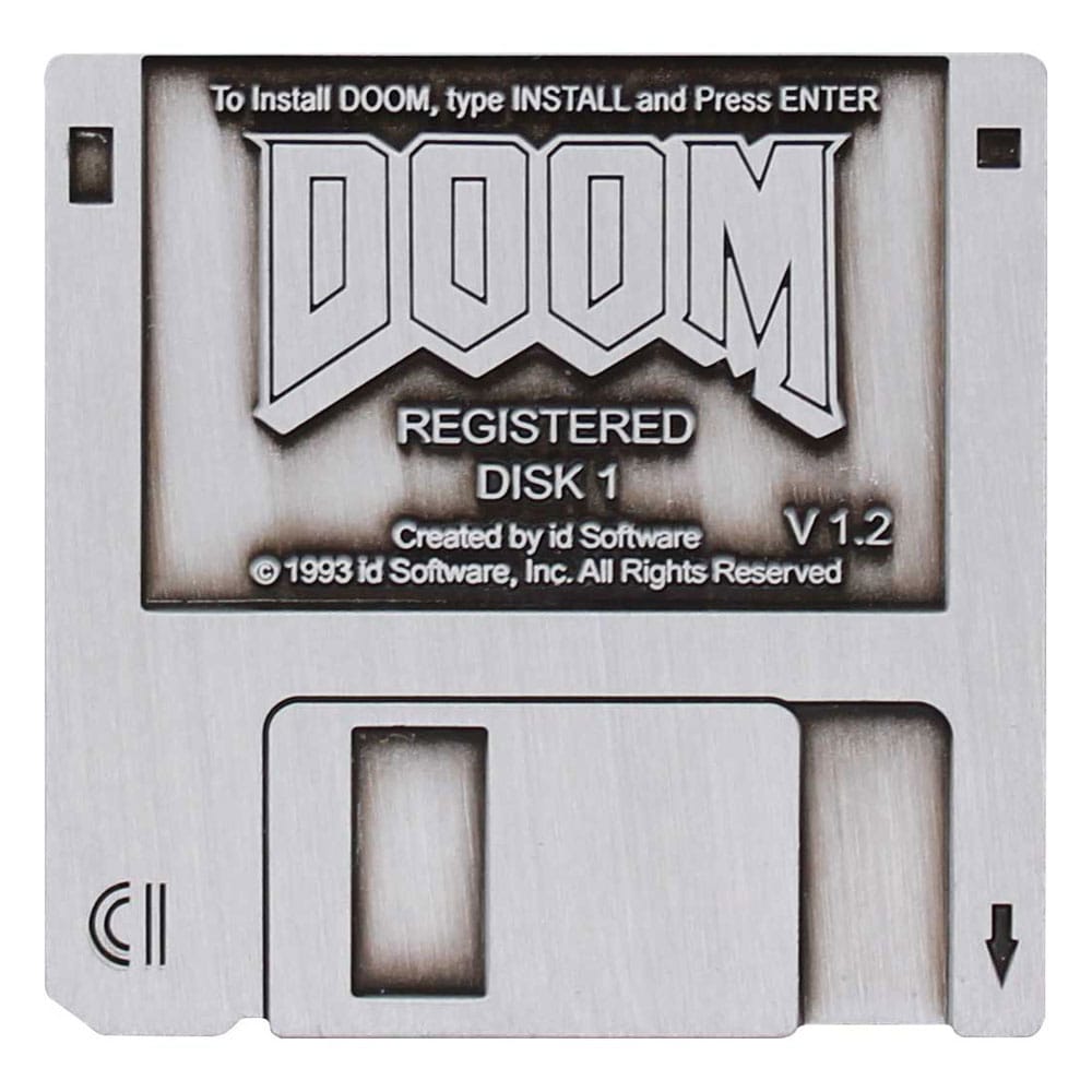 Doom pin badge floppy schijf limited edition
