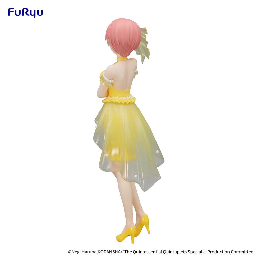 Het typische Quintuplets Trio-try-it PVC-standbeeld Nakano Ichika Pastel Dress ver. 21 cm