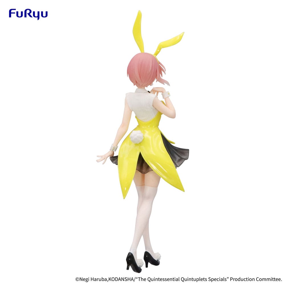 Het typische Quintuplets Trio-try-it PVC standbeeld Nakano Ichika Bunnies ver. Een andere kleur 24 cm