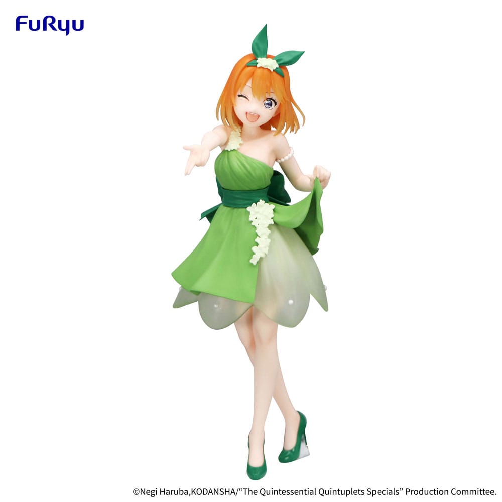 Het typische Quintuplets Trio-try-it PVC standbeeld Nakano Yotsuba Pastel Dress ver. 22 cm
