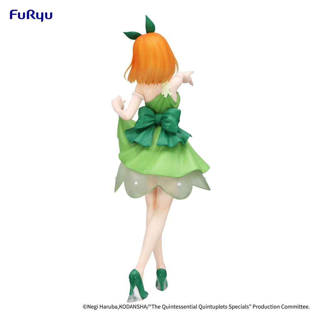 Het typische Quintuplets Trio-try-it PVC standbeeld Nakano Yotsuba Pastel Dress ver. 22 cm