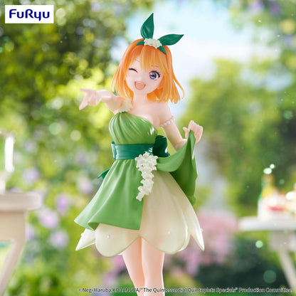 Het typische Quintuplets Trio-try-it PVC standbeeld Nakano Yotsuba Pastel Dress ver. 22 cm