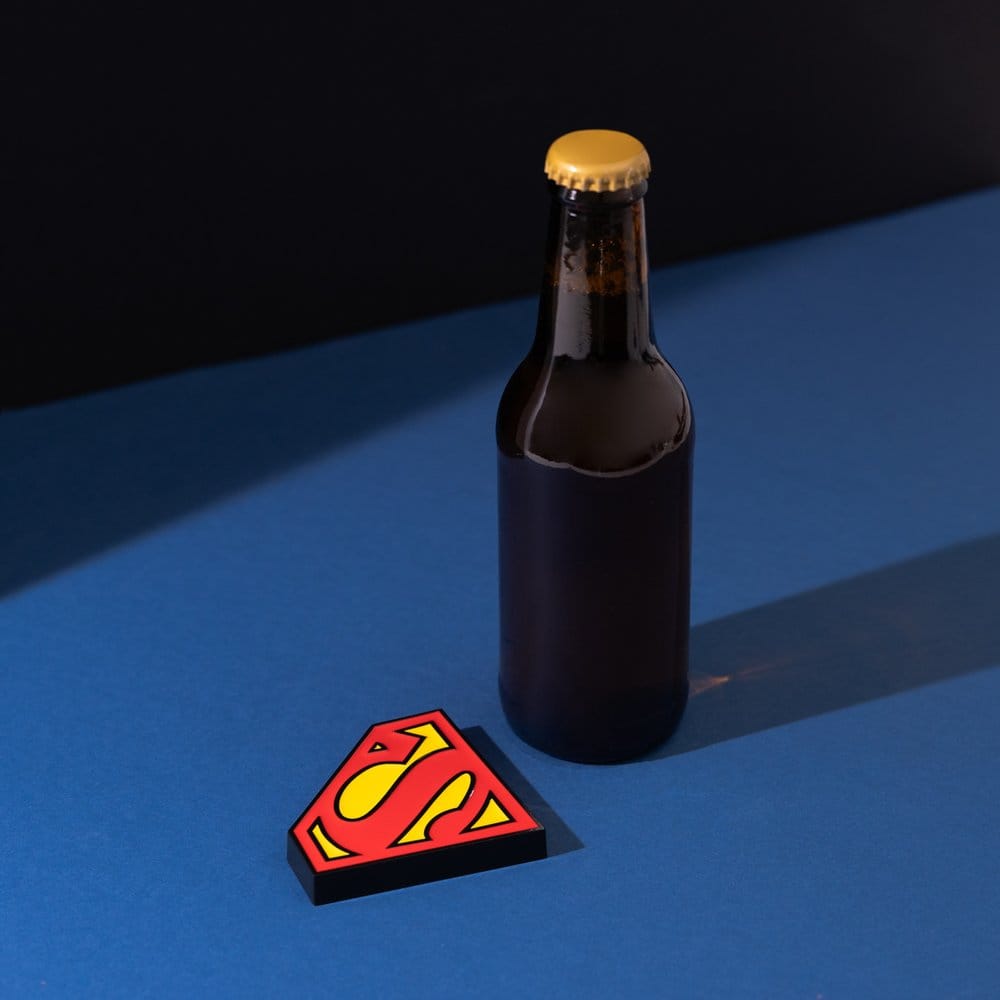 DC Comics Magneet met Flesopener Superman 9 cm