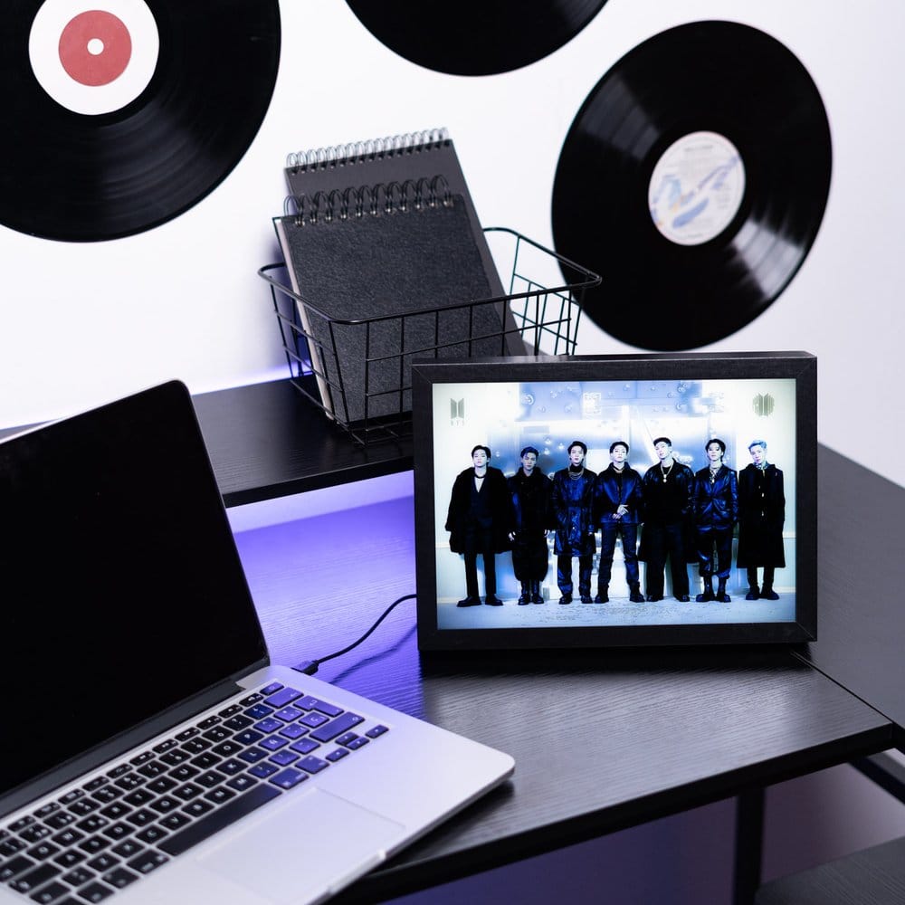 BTS ingelijste LED-print