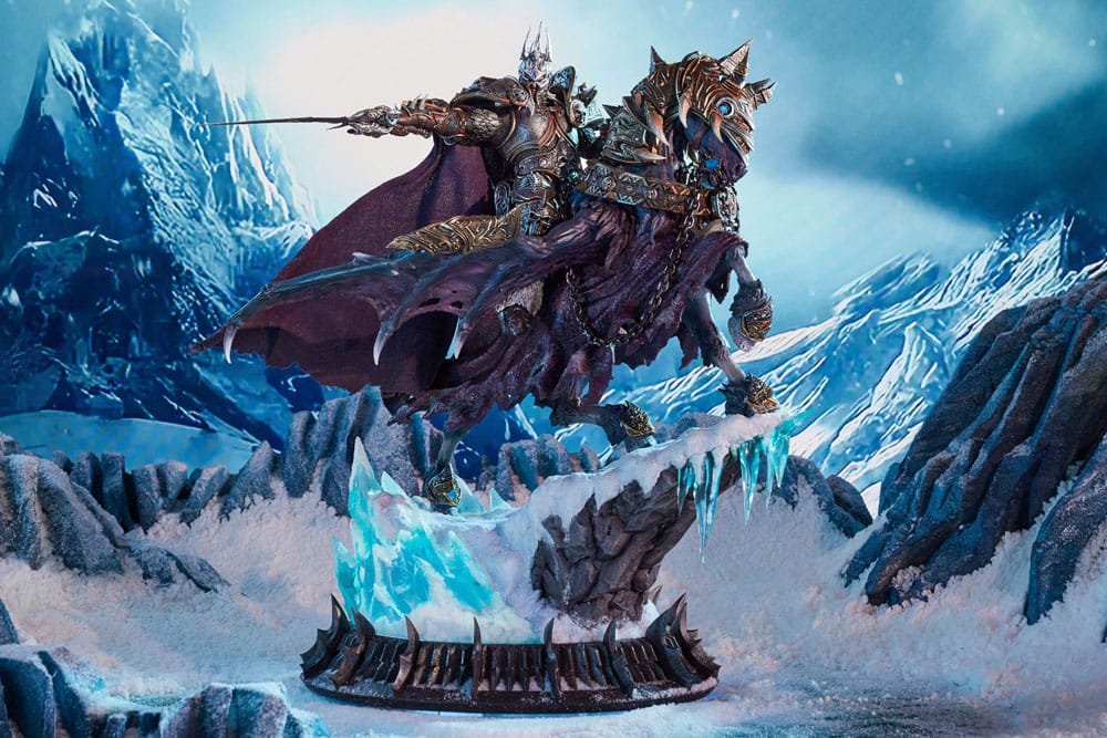 World of Warcraft Beeld The Lich King & Invincible 68 cm