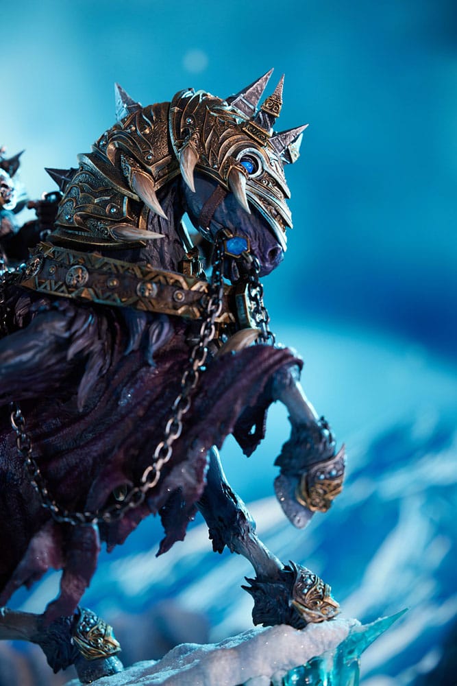 World of Warcraft Beeld The Lich King & Invincible 68 cm