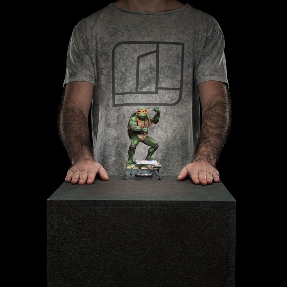 Teenage Mutant Ninja Turtles Kunst Schaalbeeld 1/10 Michelangelo 19 cm