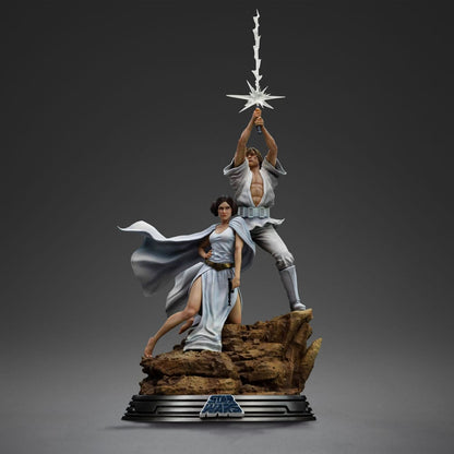 Star Wars Deluxe kunstschaalstandbeeld 1/10 Luke en Leia 41 cm