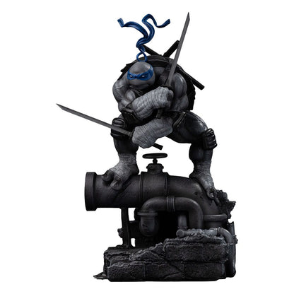 Teenage Mutant Ninja Turtles Art Scale Statue 1/10 Leonardo Zwart-Wit Variant 26 cm heo exclusief