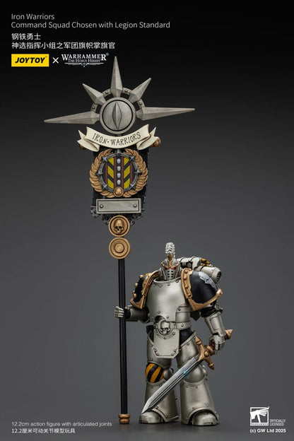Warhammer The Horus Heresy Action Figure 1/18 lron Warriors Command Squad Chosen met Legion Standard 12 cm