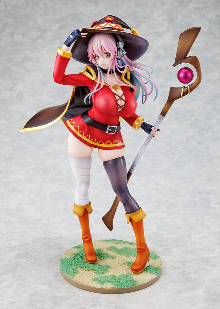 Super Sonico x Konosuba PVC-beeld 1/7 Super Sonico Megumin-samenwerking Ver. 25 cm