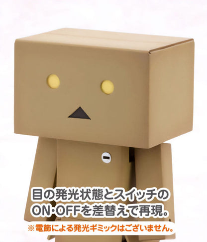 Yotsubato! Kunststof modelbouwpakket Danboard 13 cm