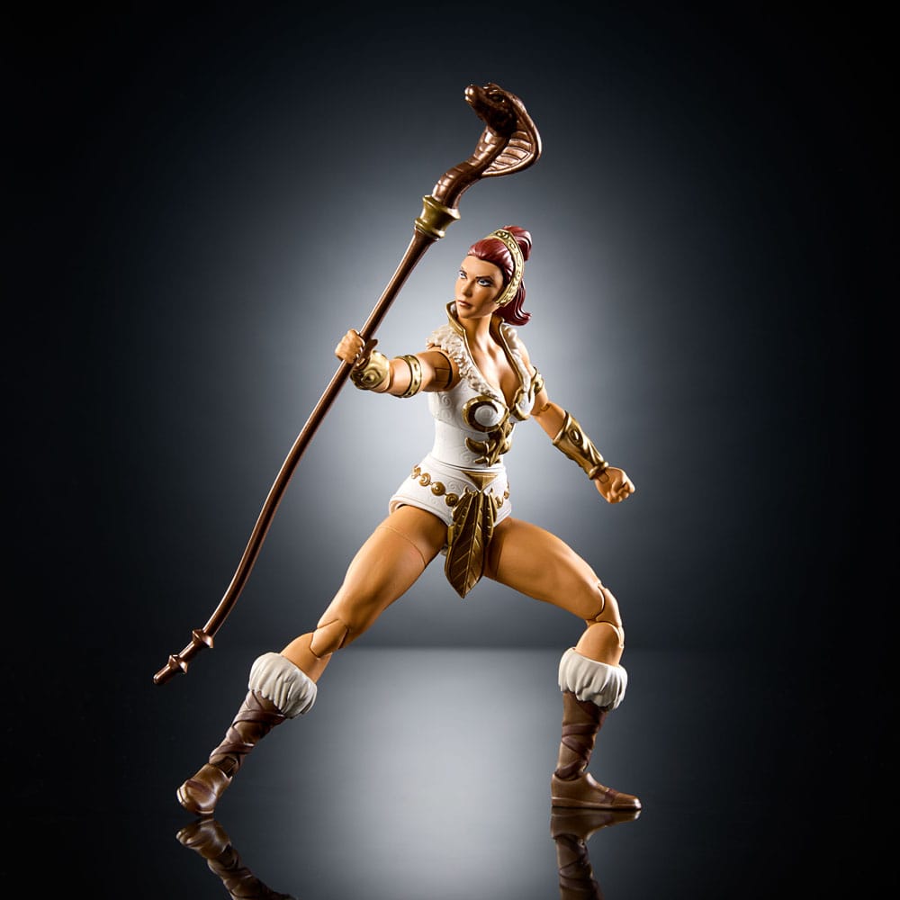 Masters of the Universe New Eternia Action Figuur Teela 18 cm