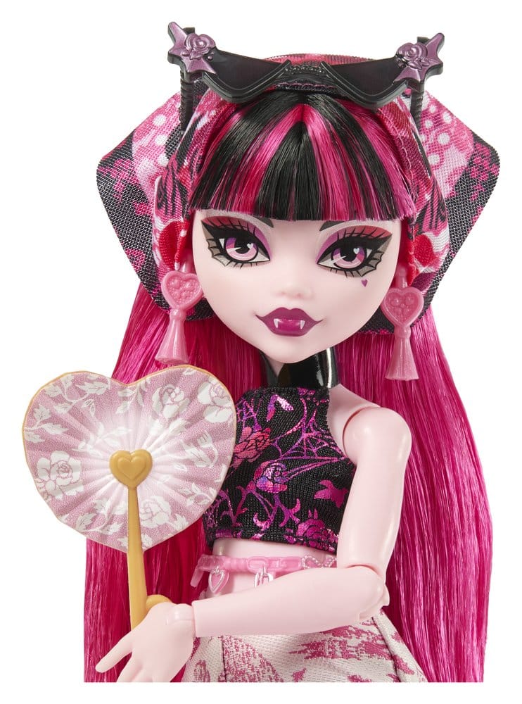 Monster High Skulltimate Secrets Doll-bestemming: Gore-geous Oasis - Draculaura
