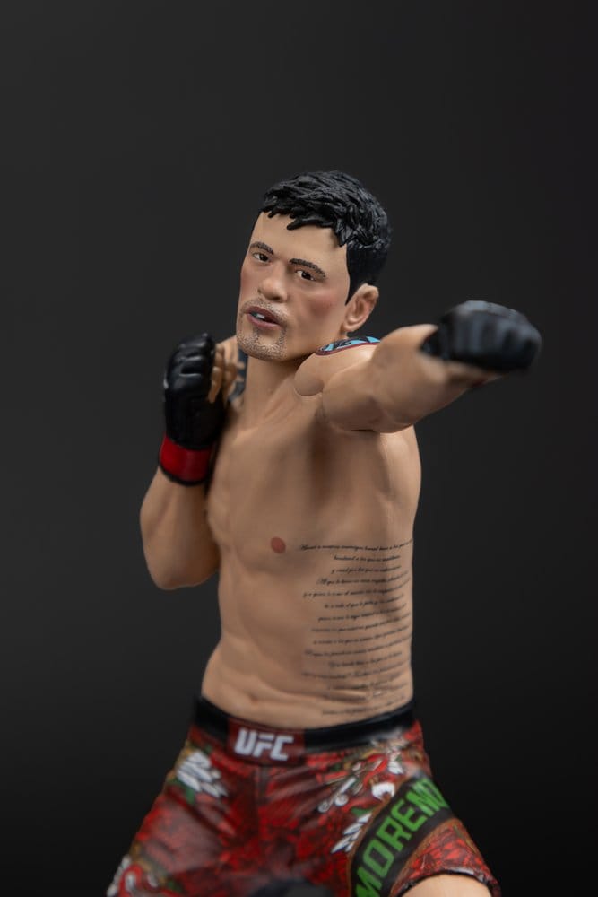 UFC Geposeerd PVC Beeld Brandon Moreno 16 cm