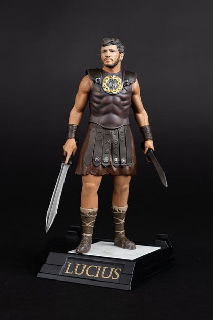 Gladiator II Movie Maniacs actiefiguur Lucius 16 cm