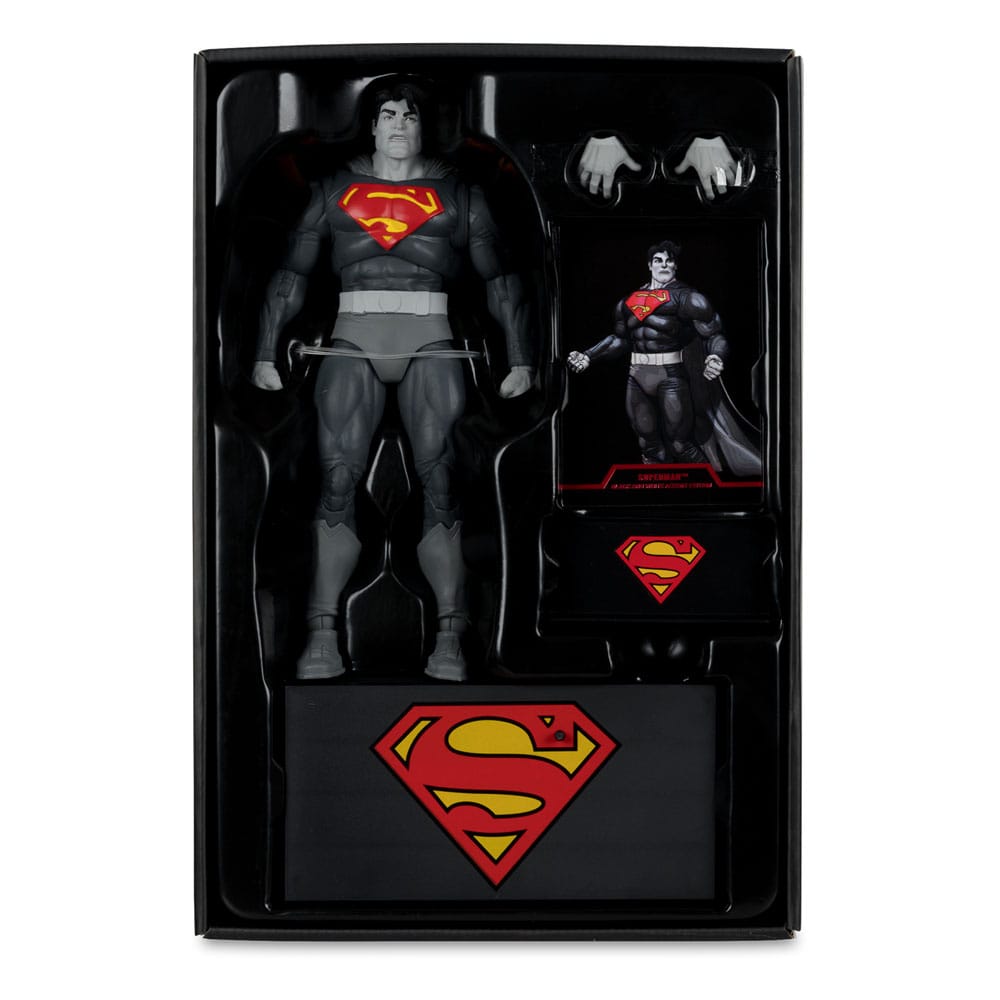 DC Multiverse actiefiguur Superman (The Dark Knight Returns) (Black & White Accent Edition) (gouden label) 18 cm