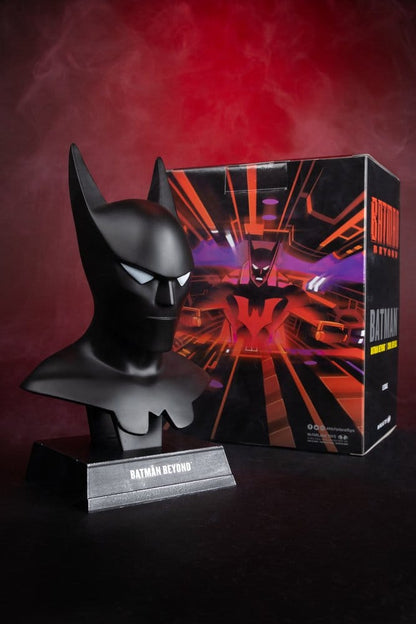 DC Direct Prop Replica 1/3 Batman Cowl (Batman Beyond Animated) 18 cm