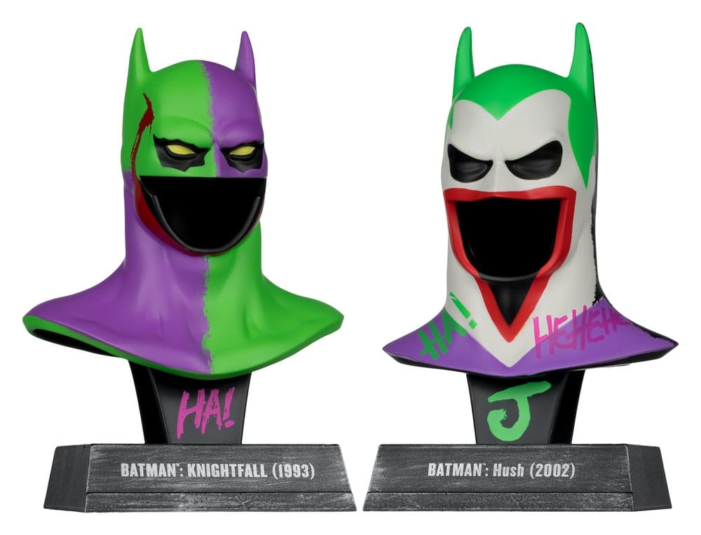 Batman DC Direct Mini Replica 1/3 2-pack Batman Cowls Hush & Knightfall (Jokerized) (gouden label) 18 cm