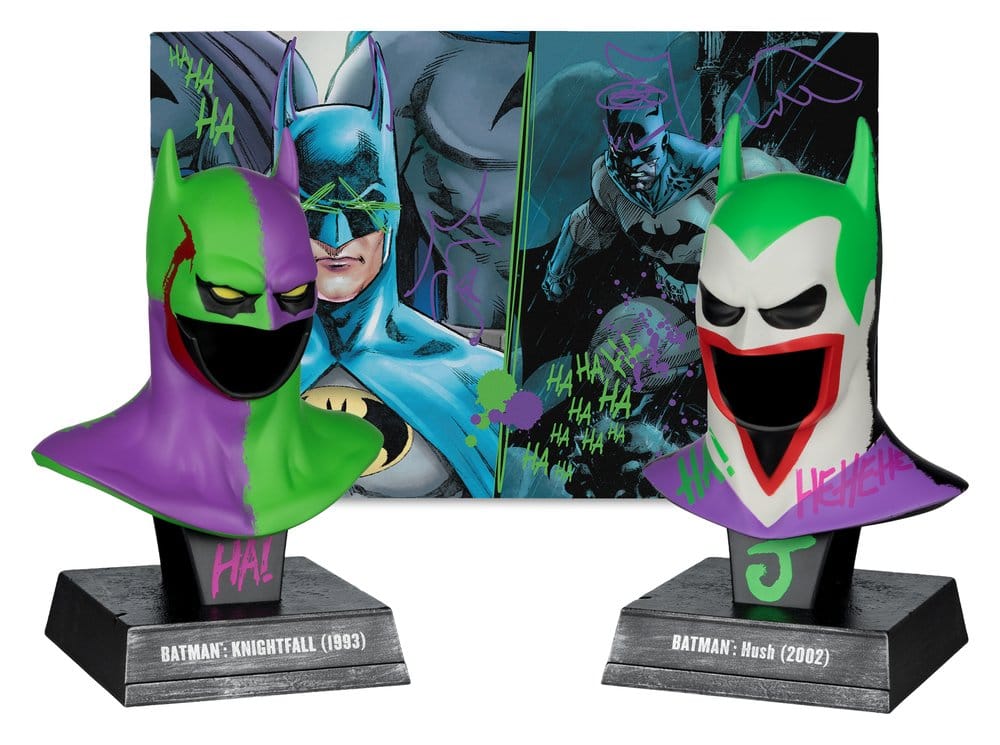 Batman DC Direct Mini Replica 1/3 2-pack Batman Cowls Hush & Knightfall (Jokerized) (gouden label) 18 cm