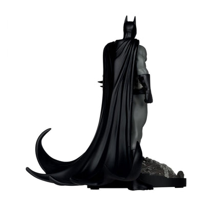 DC Direct standbeeld 1/10 Batman door Bjorn Barends (Black White) 18 cm