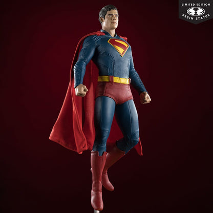 Superman (2025) DC Direct 1/6 Standbeeld Superman 35 cm