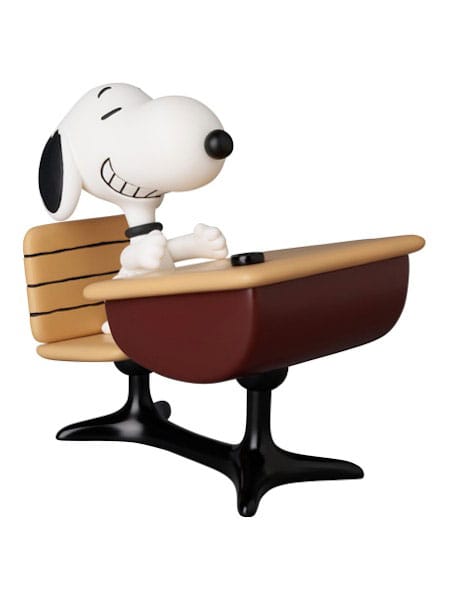 Peanuts UDF Series 18 Minifiguur Snoopy met bureau 9 cm