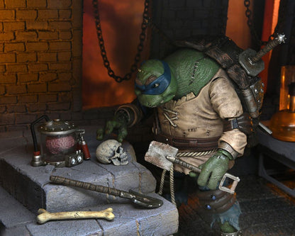 Universal Monsters x Teenage Mutant Ninja Turtles Actiefiguur Ultimate Leonardo als The Hunchback 18 cm