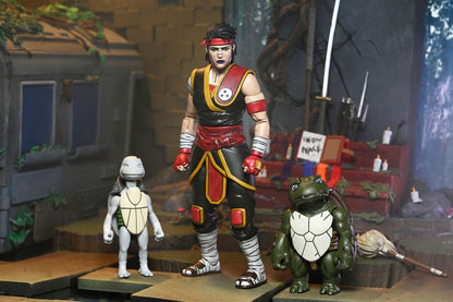 Teenage Mutant Ninja Turtles: The Last Ronin Actiefiguur Ultimate Casey Marie met Baby Odyn & Uno 17 cm