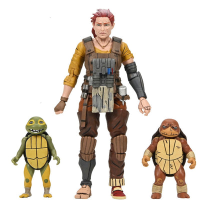 Teenage Mutant Ninja Turtles (The Last Ronin The Lost Years) Actiefiguur Grammy April met Baby Yi & Moja 18 cm