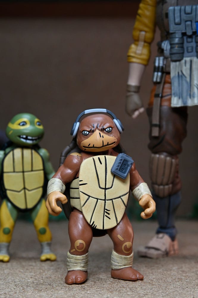 Teenage Mutant Ninja Turtles (The Last Ronin The Lost Years) Actiefiguur Grammy April met Baby Yi & Moja 18 cm
