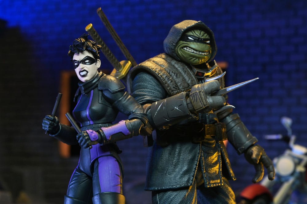 Teenage Mutant Ninja Turtles (The Last Ronin The Lost Years) Actiefiguur Casey Marie met Last Ronin Motorcycle 18 cm