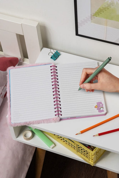 De zorg draagt ​​notebook luchtig