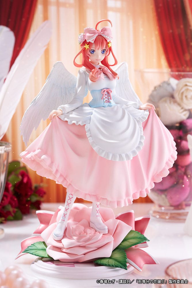 Het typische Quintuplets PVC -standbeeld 1/7 Nakano Itsuki Angel ver. 26 cm