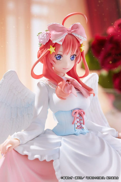 Het typische Quintuplets PVC -standbeeld 1/7 Nakano Itsuki Angel ver. 26 cm