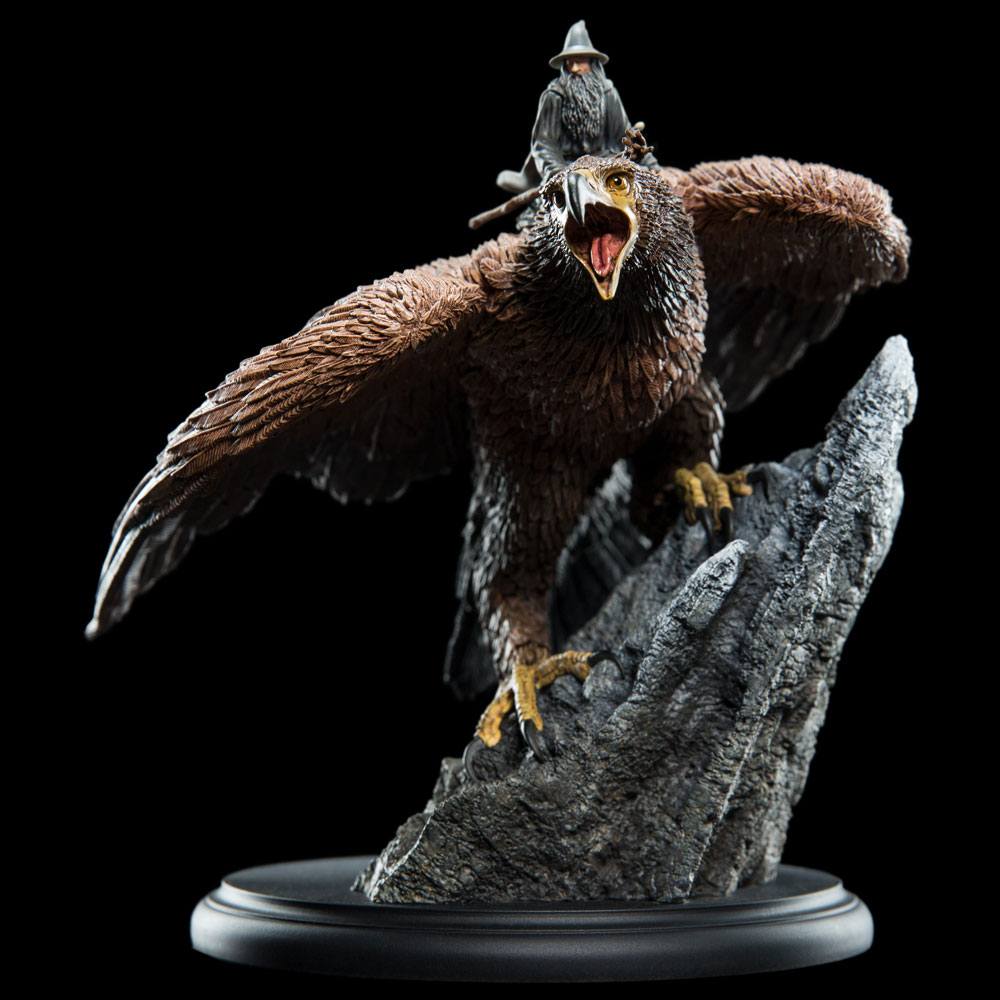 Lord of the Rings -standbeeld Gandalf op Gwaihir 15 cm